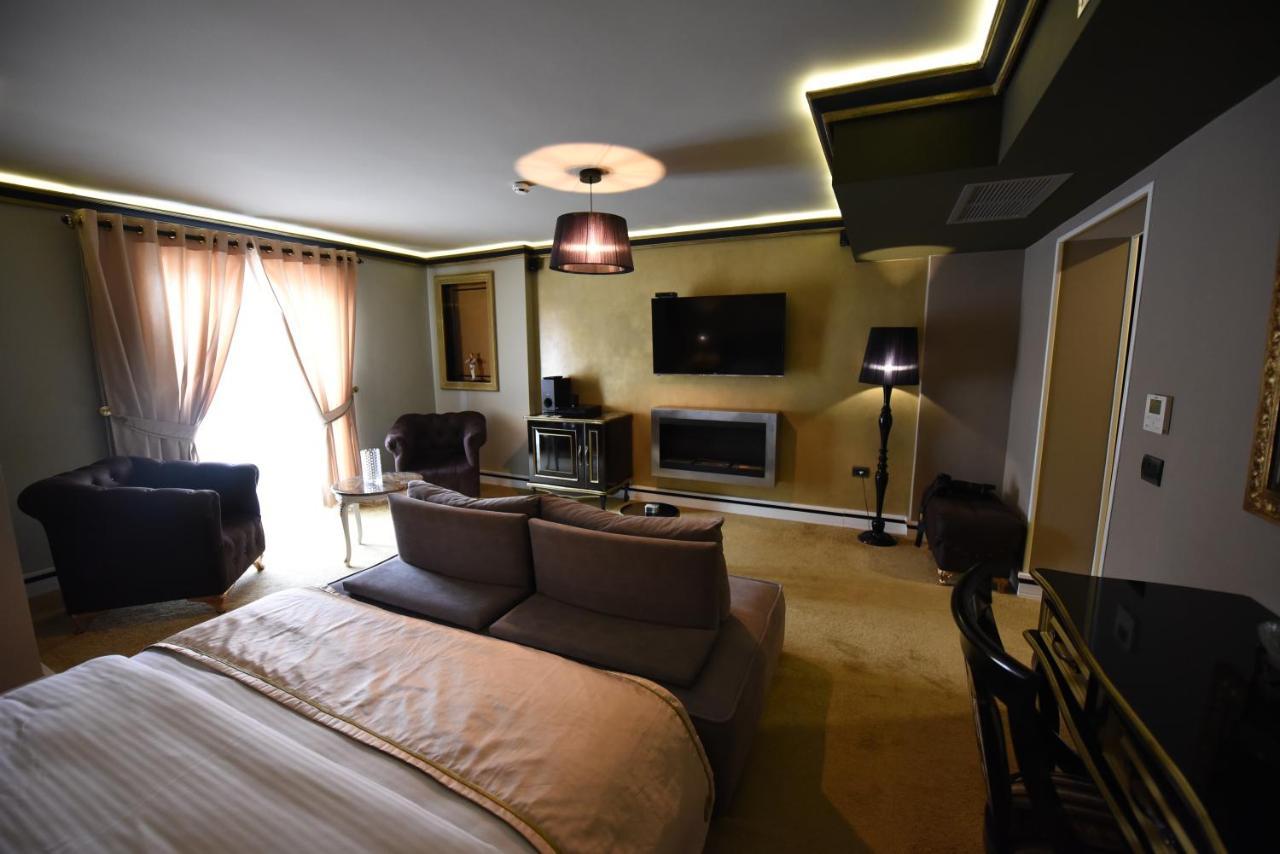 Hotel Hymeti'S Palace โปกราเดซ ภายนอก รูปภาพ